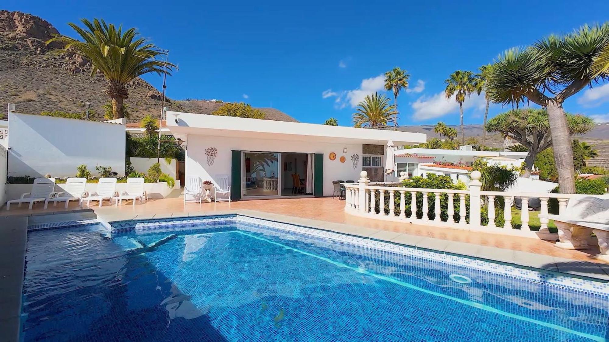Detached Villa, Private Pool Only 10 Minutes Los Cristianos Валье де Сан Лоренсо Экстерьер фото